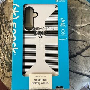Speck CandyShell Grip Case for Samsung Galaxy A35 5G - Black &‎ White New in Box
